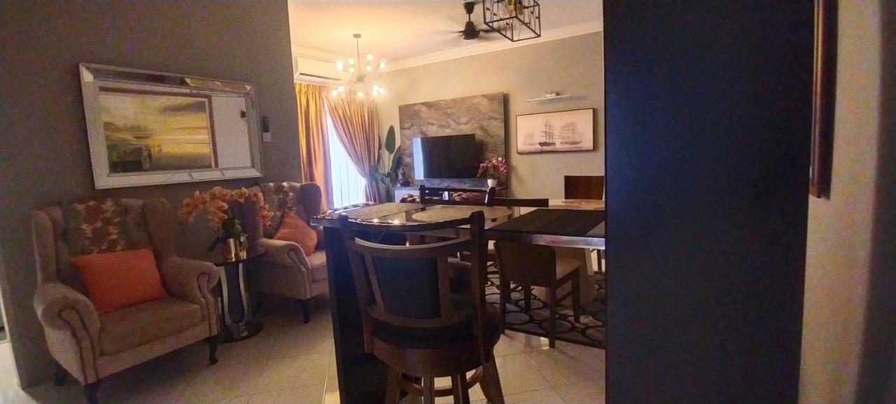 Cmk Apartmen Mutiara Tower 3 Bedroom Kota Bharu#Netflix Ngoại thất bức ảnh
